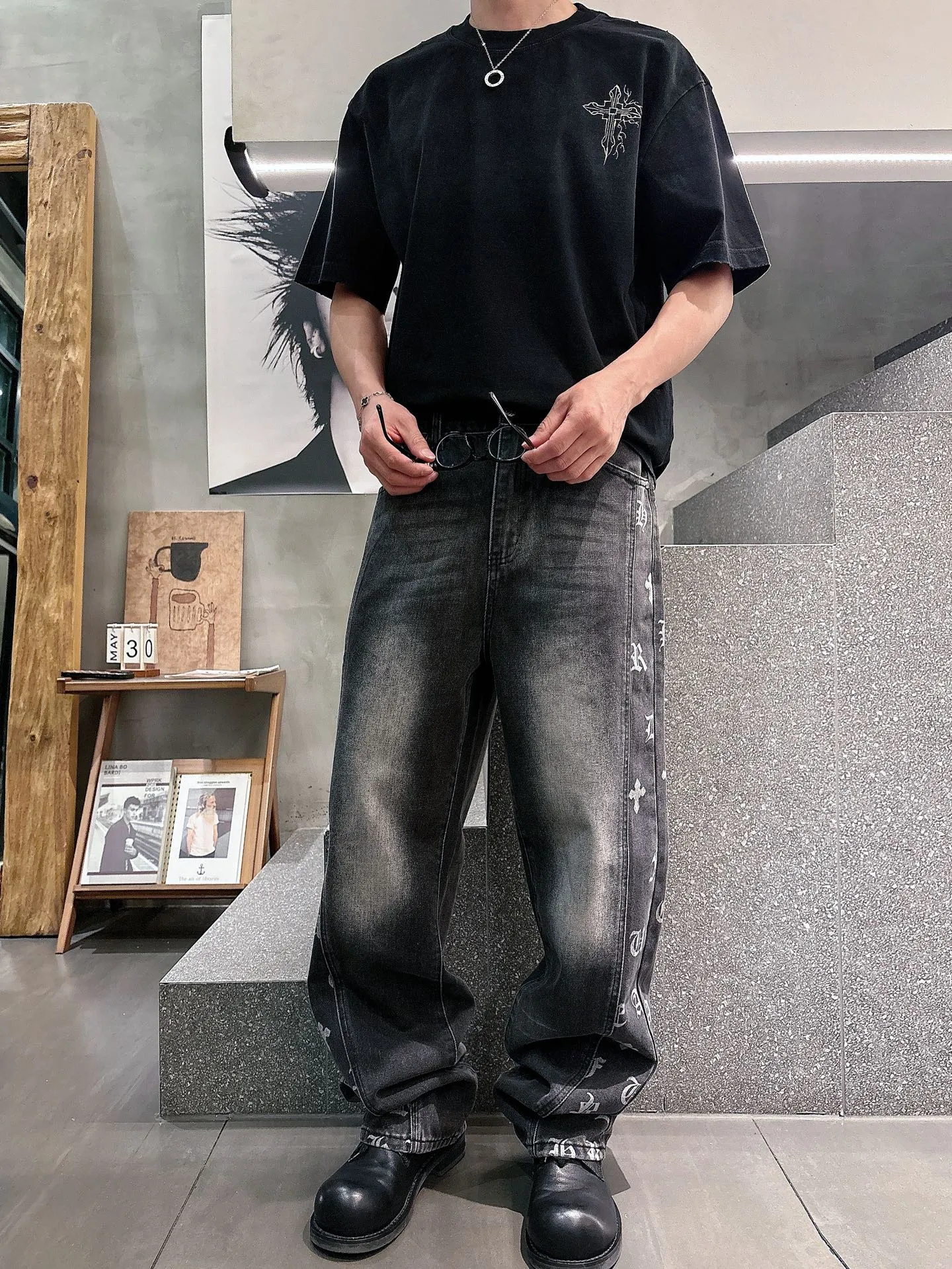 P P 。 Sizes:S~3x :Black :6201+3796